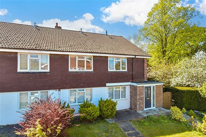 2 Bedroom Maisonette For Sale In Castleton Close, Banstead, Surrey, SM7