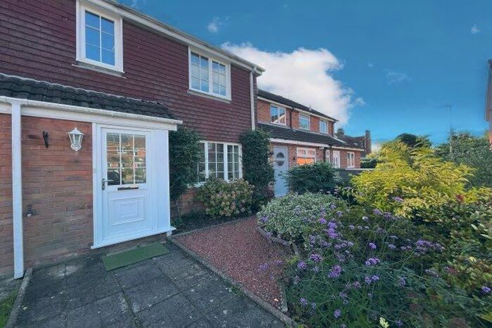 3 Bedroom Property To Rent In Fitzwilliam Avenue, Fareham, PO14