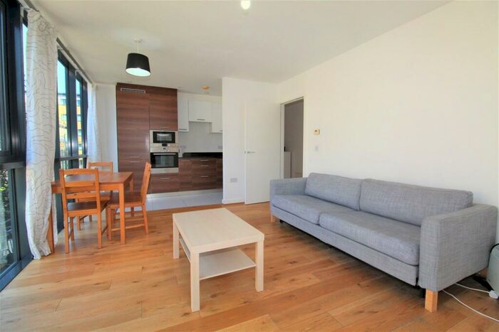 2 Bedroom Apartment To Rent In Forge Square, E14
