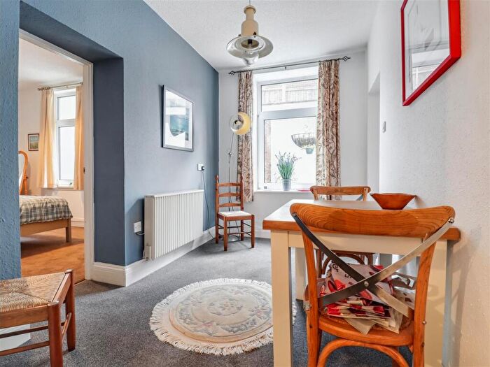 2 Bedroom Apartment For Sale In Weybourne Road, Sheringham, NR26
