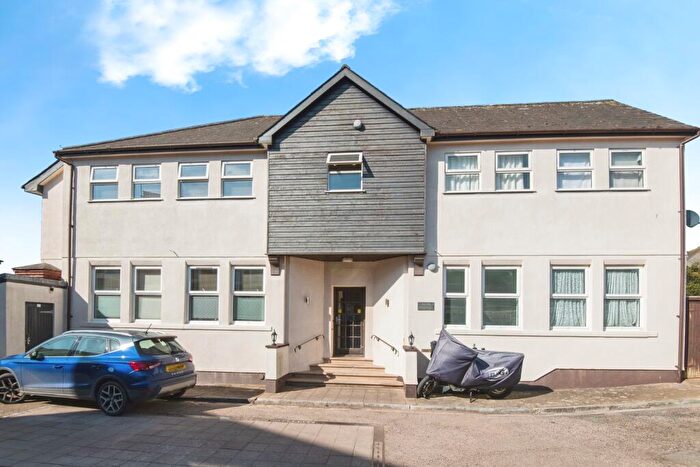 1 Bedroom Flat For Sale In Union Street, Exmouth, Devon, EX8