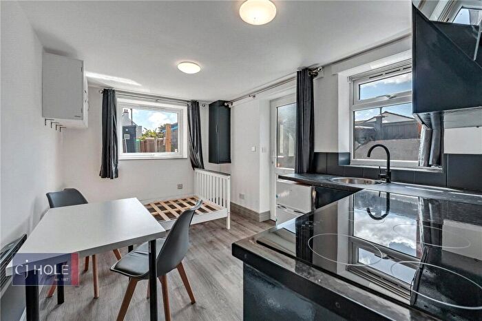 Studio To Rent In Staple Hill Road, Bristol, Somerset, BS16
