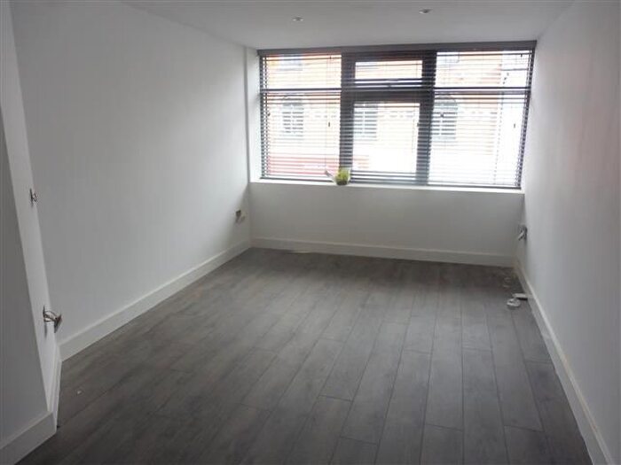 2 Bedroom Flat To Rent In Marlborough Street, Kidderminster, DY10