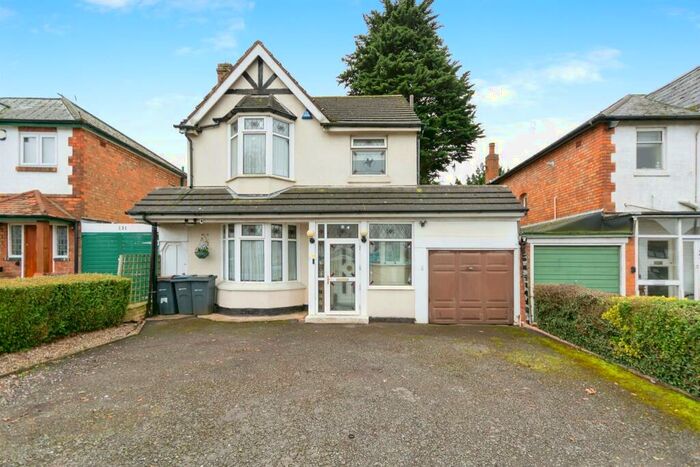 3 Bedroom Link Detached House For Sale In Solihull Lane, Birmingham, B28