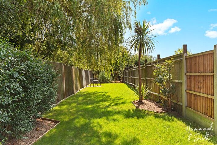 2 Bedroom Semi-Detached House For Sale In Upland Road, Thornwood, CM16