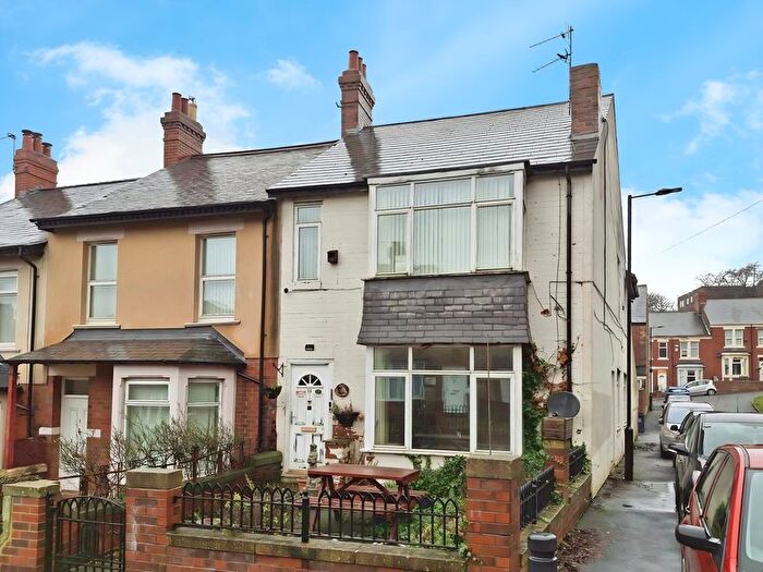 4 Bedroom Flat For Sale In St James Gardens/St James Road, Benwell, Newcastle Upon Tyne, NE15