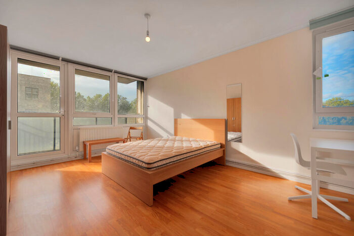 2 Bedroom Apartment To Rent In Munster Square, London, NW1