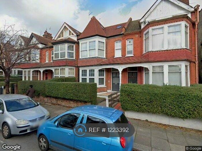 2 Bedroom Flat To Rent In Princes Avenue, London N3