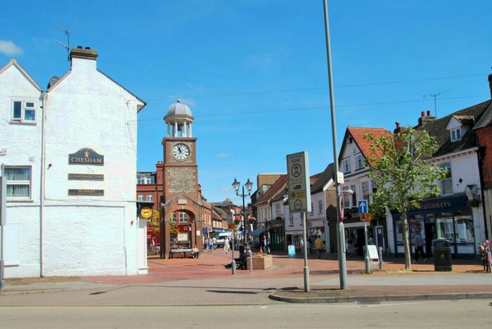 2 Bedroom Apartment For Sale In Town Bridge Court, Chesham, Buckinghamshire, HP5
