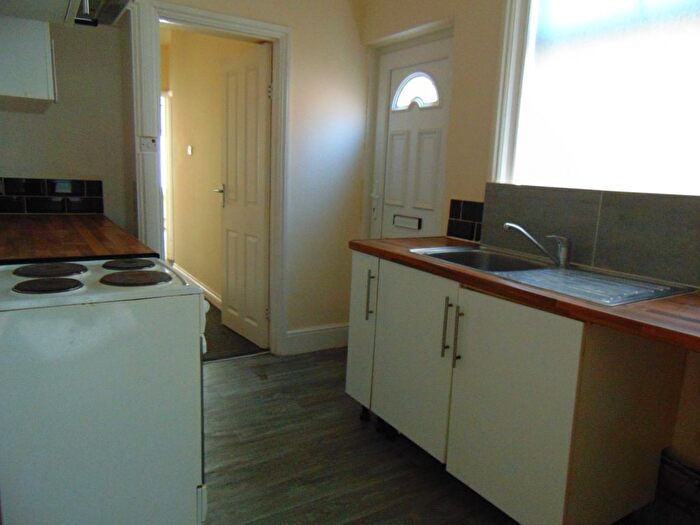 1 Bedroom Flat To Rent In Craven Street, Northampton, Northamptonshire, NN1