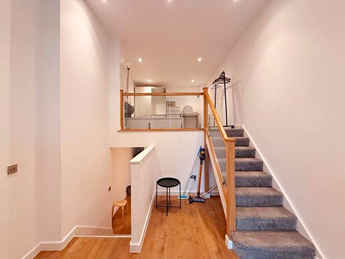 2 Bedroom Flat To Rent In Warstone Lane, Birmingham, B18