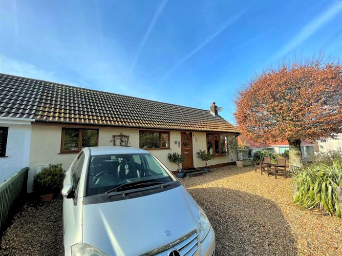3 Bedroom Semi-Detached House For Sale In Bishopston Road, Bishopston, Swansea, SA3