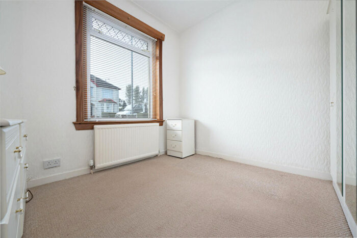 2 Bedroom Bungalow For Sale In Reservoir Road, Gourock, PA19