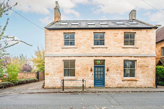 1 Bedroom Flat For Sale In New Road, Delabere House New Road, GL56