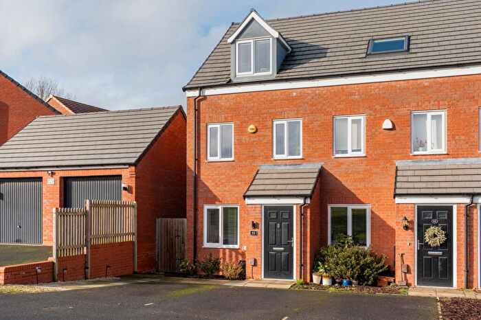 3 Bedroom Town House For Sale In Leveret Way, East Leake, LE12