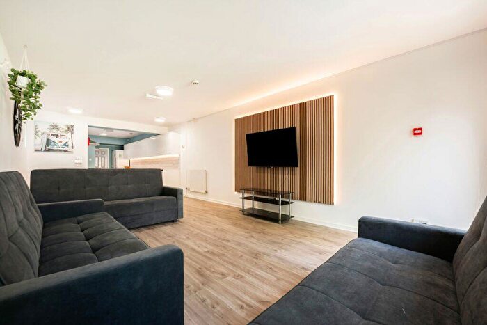 9 Bedroom Terraced House To Rent In Harrow Road, Selly Oak, Birmingham, B29