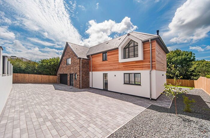 4 Bedroom Detached House For Sale In Enys, Penryn, TR10