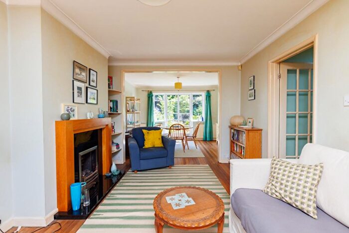 3 Bedroom Semi-Detached House For Sale In Overndale Road, Downend, BS16