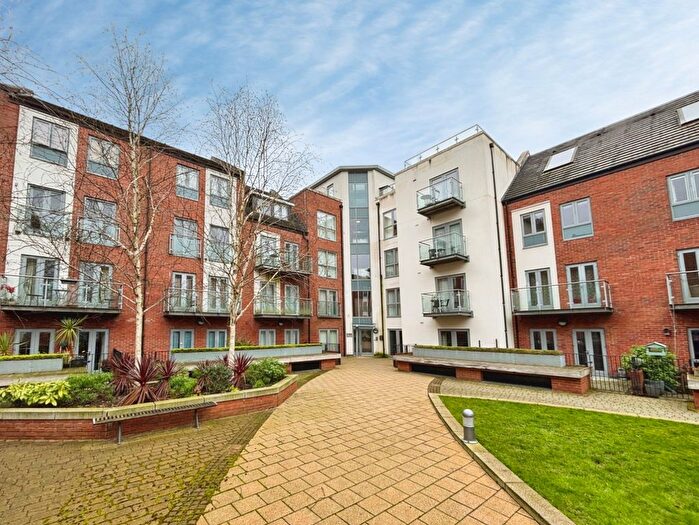1 Bedroom Flat To Rent In Adventurers Court, Pond Garth, York, YO1