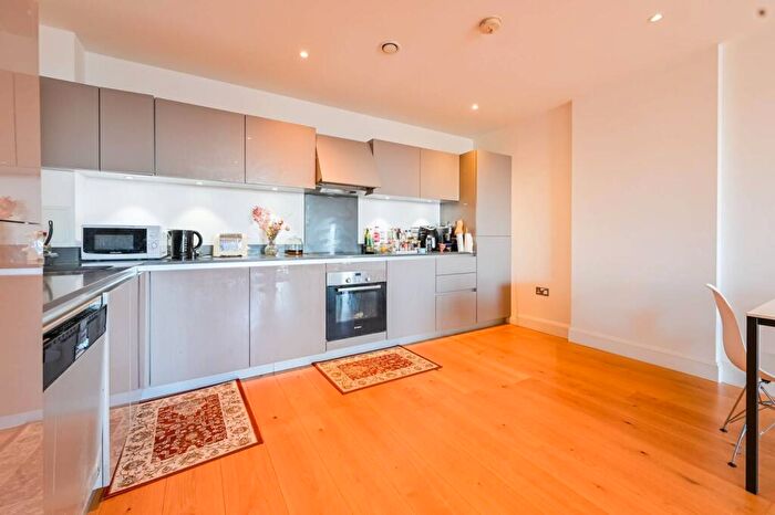 2 Bedroom Flat For Sale In Barry Blandford Way, , Bow, London, E3
