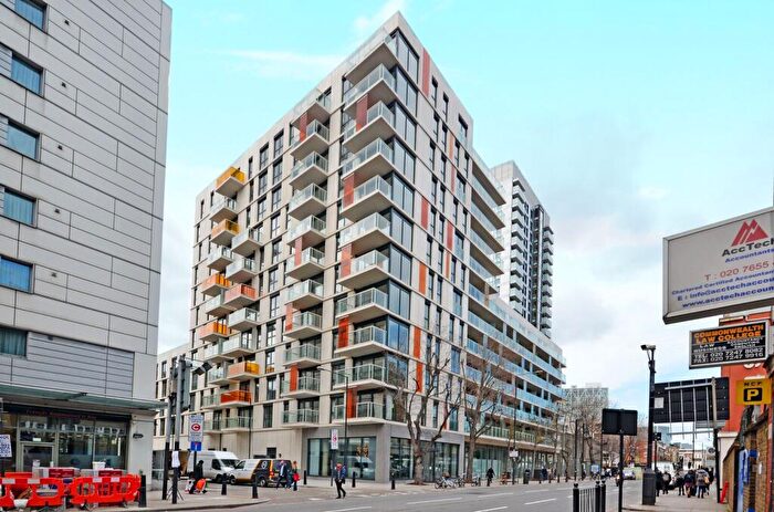 Studio To Rent In Commercial Street, Aldgate, London, E1