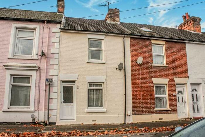 2 Bedroom Terraced House To Rent In Salisbury - Sidney St., SP2