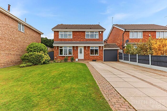 4 Bedroom Detached House For Sale In Mill Gate, Ackworth, WF7