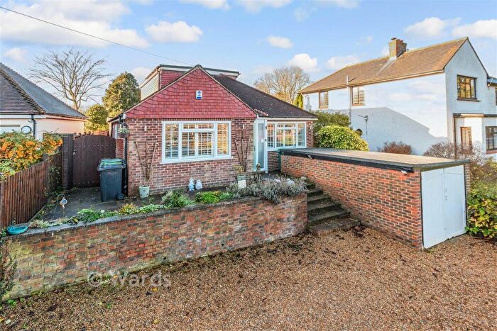 4 Bedroom Detached Bungalow For Sale In Norwood Lane, Meopham, Kent, DA13