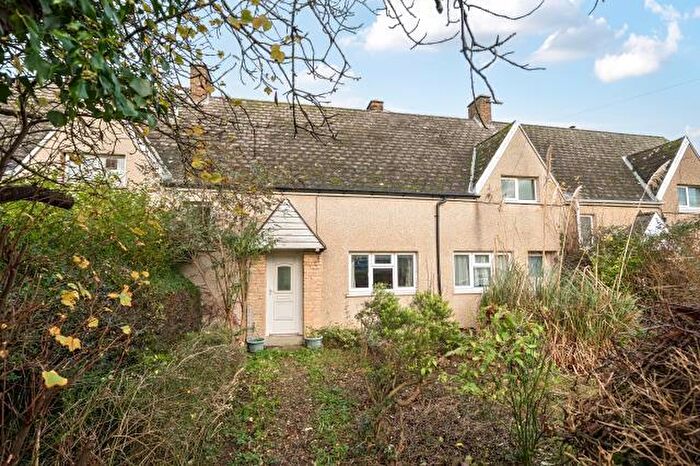 3 Bedroom Terraced House For Sale In Oxford Road, Burford, OX18