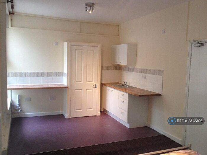 Studio To Rent In Mansfield Road, Nottingham, NG1