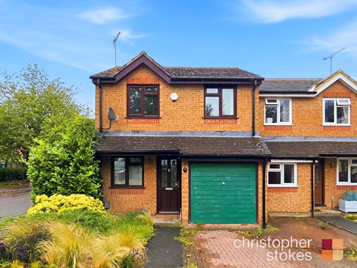 3 Bedroom Semi-Detached House For Sale In Parrotts Field, Hoddesdon, Hertfordshire, EN11