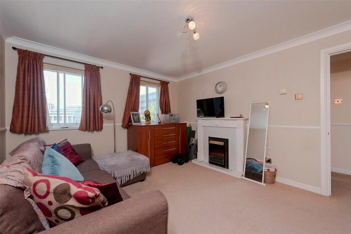 2 Bedroom Flat To Rent In Royal Belgrave House, Hugh Street, London, SW1V