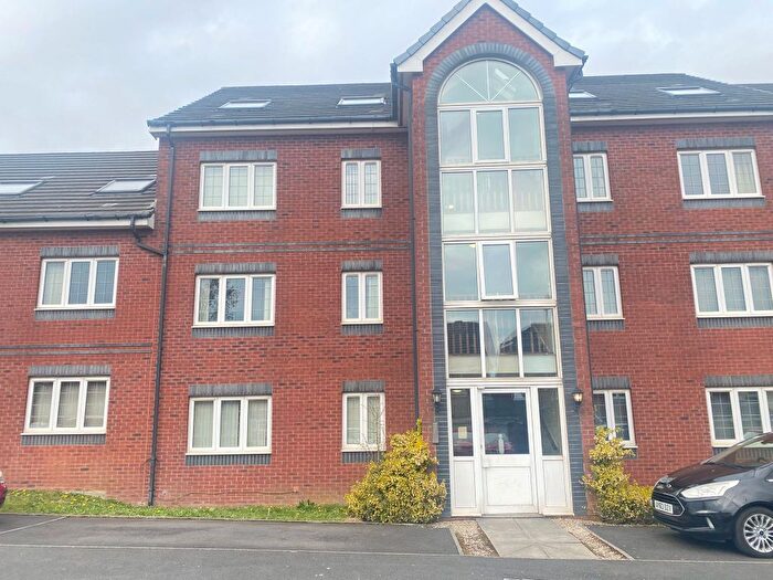 2 Bedroom Flat For Sale In Pankhurst Close, Blackburn, BB1