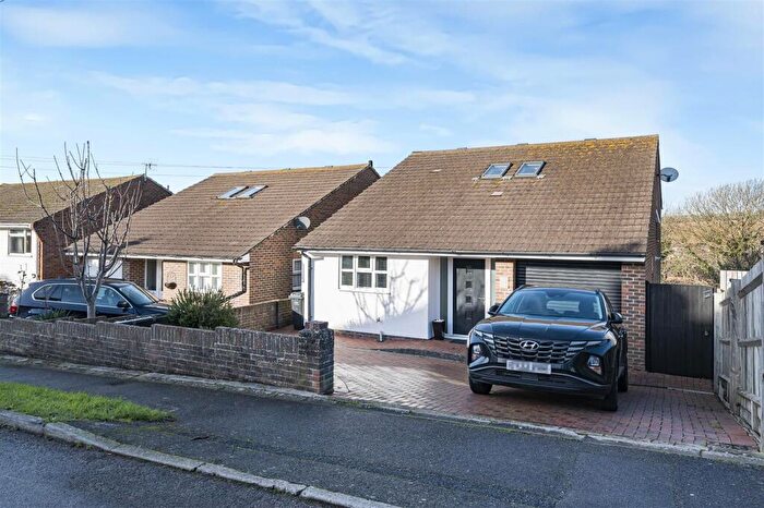 4 Bedroom House For Sale In Kings Avenue, Newhaven, BN9