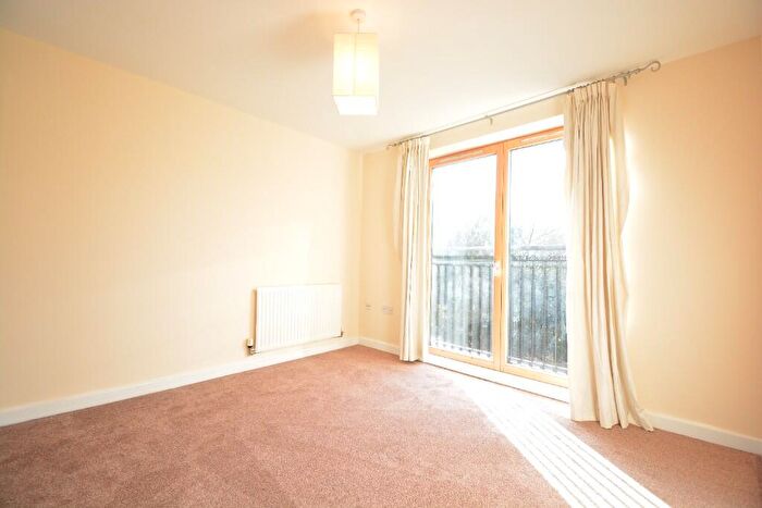 2 Bedroom Maisonette To Rent In Huntley Crescent, Milton Keynes, MK9
