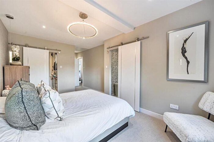 4 Bedroom Detached House For Sale In Tangier Way, Burgh Heath, Tadworth, KT20