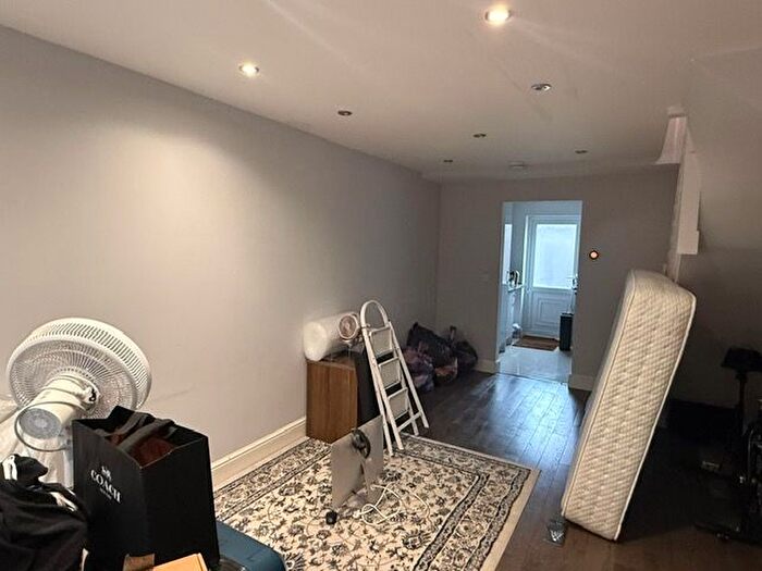 2 Bedroom Terraced House To Rent In Delamere Road, Hayes, UB4