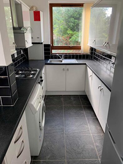 2 Bedroom Flat To Rent In Brook Road, Fallowfield, M14