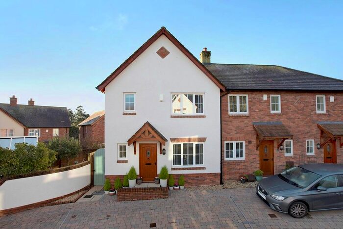 3 Bedroom End Of Terrace House For Sale In Great Park Close, Bishopsteignton, Teignmouth, TQ14