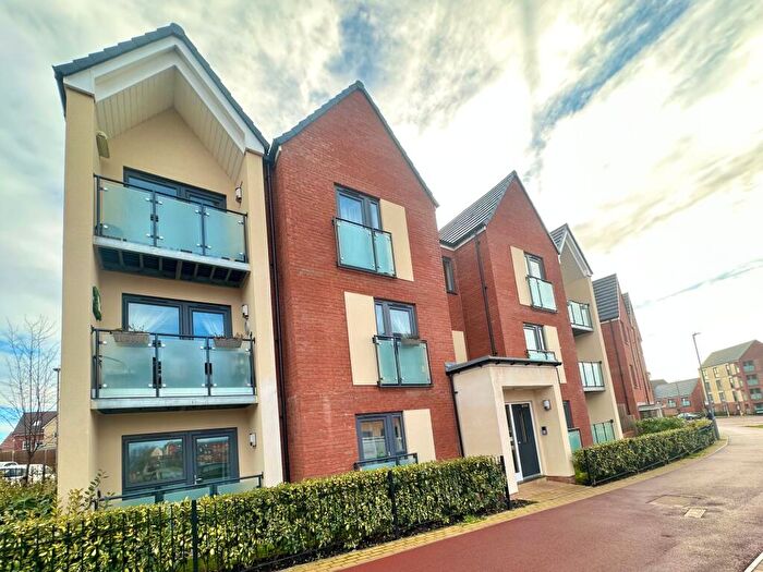 2 Bedroom Flat To Rent In Apollo Avenue, Fairfields, MK11