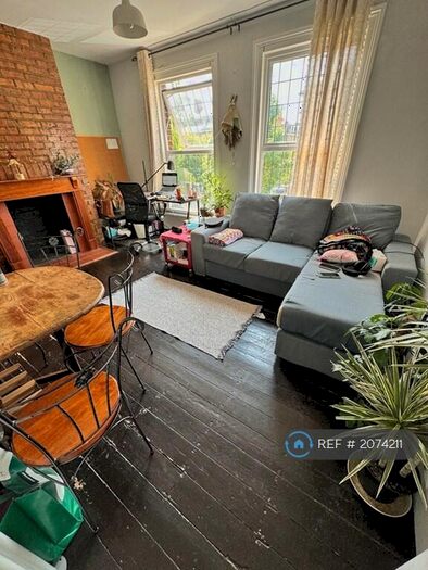 1 Bedroom Flat To Rent In Sussex House, London, NW1