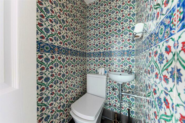 4 Bedroom House To Rent In Cumming Street, Islington, London, N1
