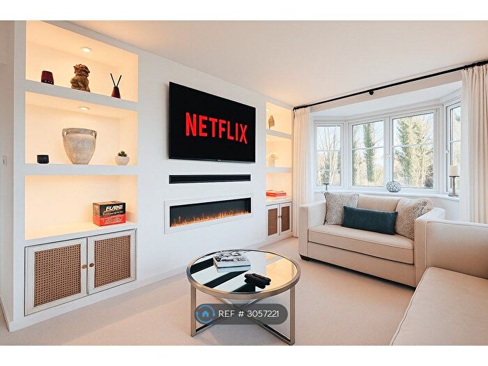 4 Bedroom Detached House To Rent In Park Road, Bedford, MK44