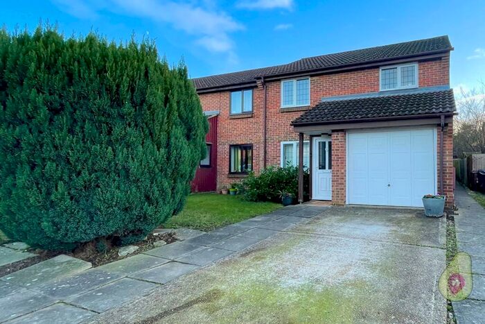 3 Bedroom Semi-Detached House To Rent In Chesterblade Lane, Bracknell, Berkshire, RG12