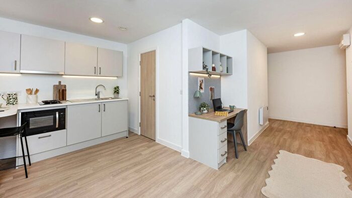 Studio To Rent In Oxford Place, Manchester, M14