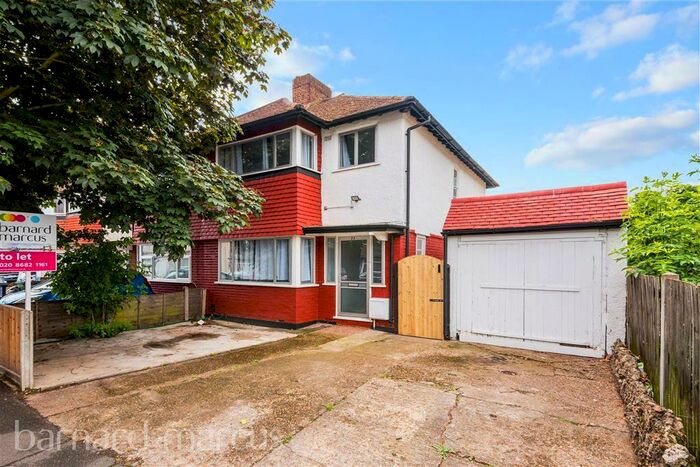 3 Bedroom House To Rent In Gorringe Park Avenue, Mitcham, CR4