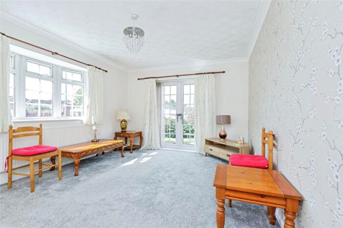 2 Bedroom Bungalow For Sale In Griffin Close, Thurmaston, Leicester, Leicestershire, LE4
