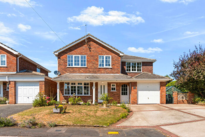 4 Bedroom Detached House For Sale In Saxon Way, Caistor, Market Rasen, LN7