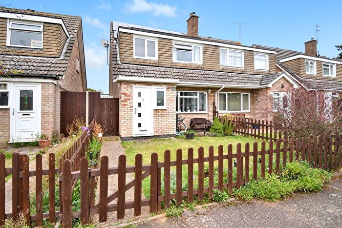 3 Bedroom Semi-Detached House For Sale In Beech Walk, Kempston, Bedford, MK42