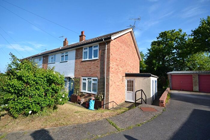 2 Bedroom Maisonette To Rent In Watts Close, Barnston, CM6